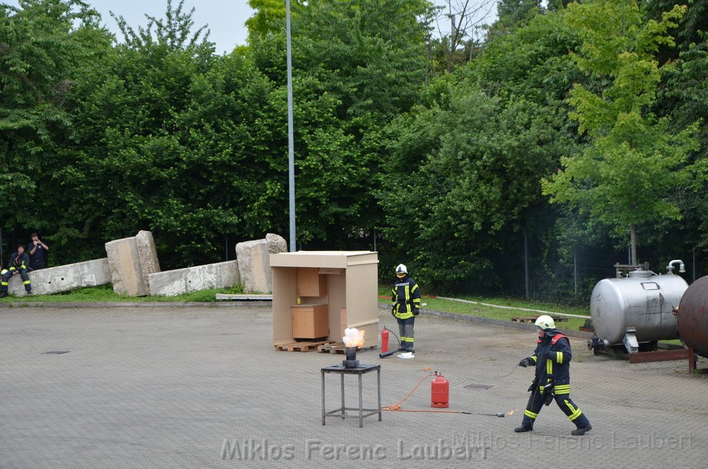 Tag der Offenen Tuer BF Koeln Weidenpesch Scheibenstr P172.JPG